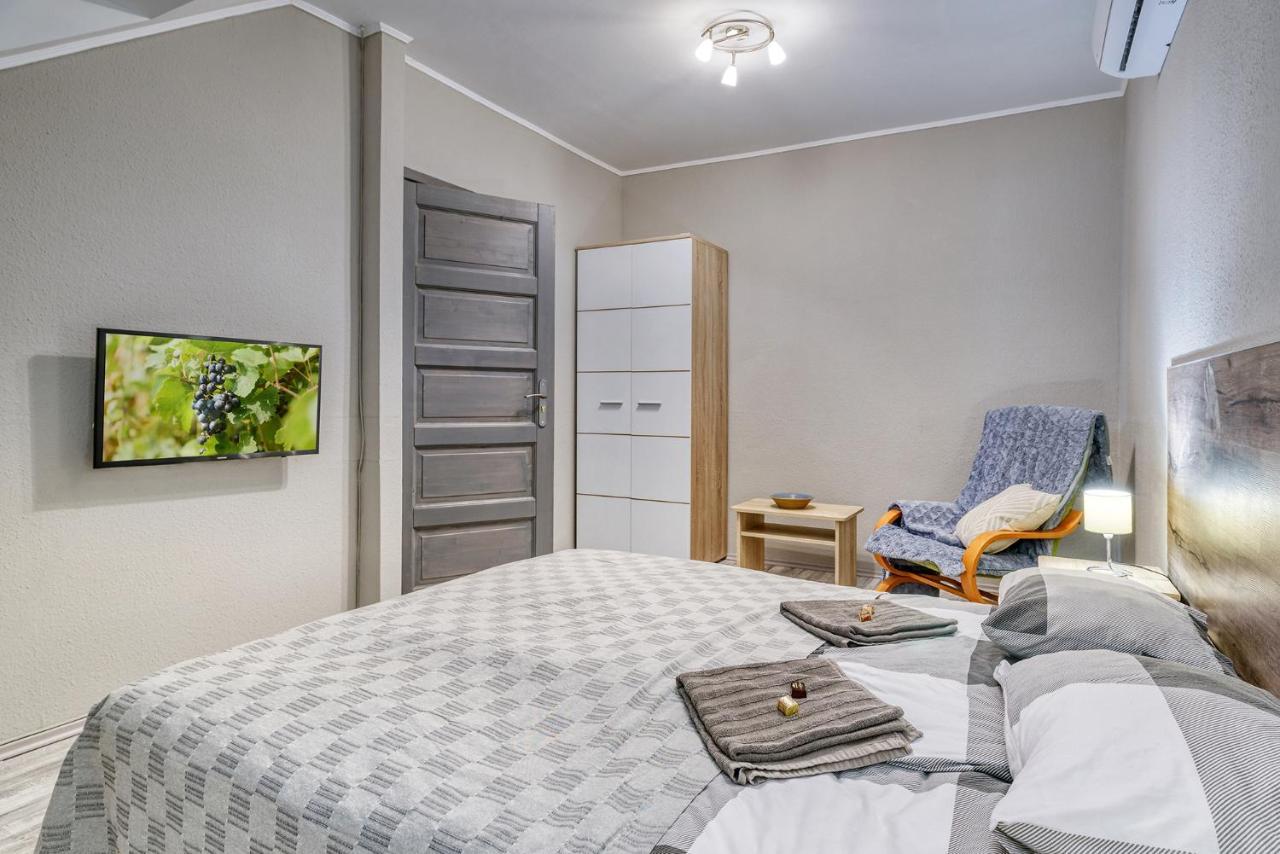 Eged'Inn Eger Ngoại thất bức ảnh